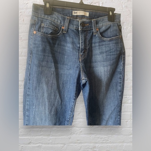 Levi's 515 Women's Jeans Blue Size 4M Boot Cut Flap Pockets Mid Rise 30" Denim - Picture 2 of 9